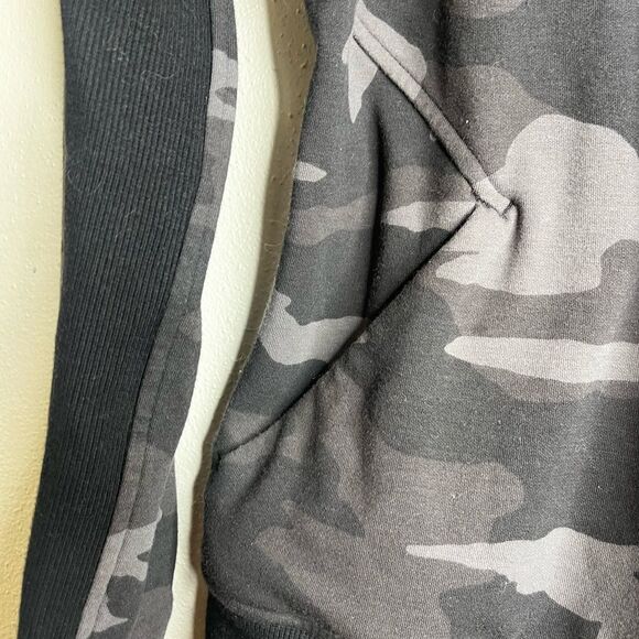 Athleta Black and Gray Camo Jacket - Picture 3 of 11